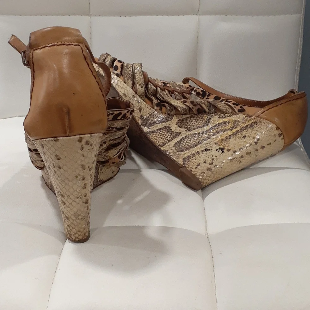 Cole haan snake skin/leather wedge size 9B